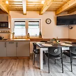 Chalet Wichrowe Wzgorze *